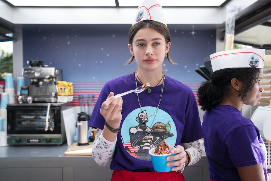 Diana Silver as Erin Naird; Photo credit: Aaron Epstein/Netflix